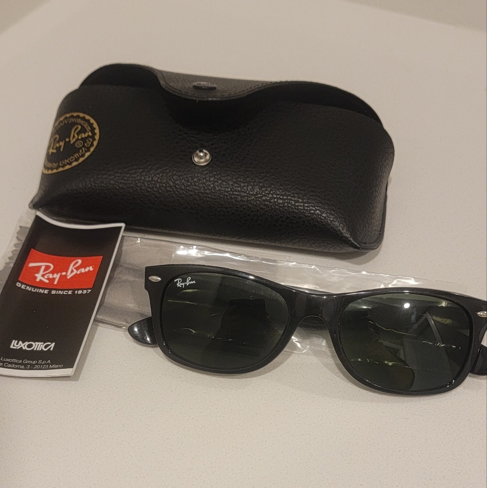 RAY-BAN SUNGLASSES